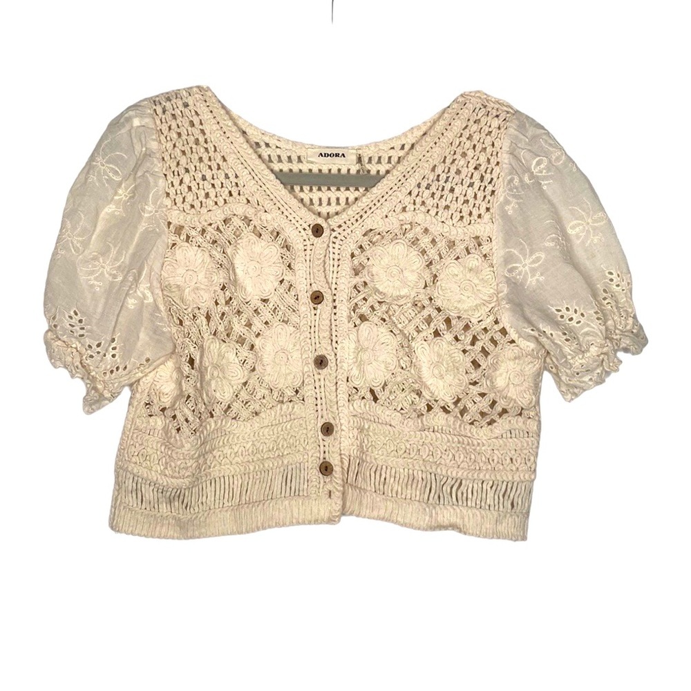 Adora Women's Cream Eyelet Crochet Cropped Boho Cropped Button-Down Top One Size